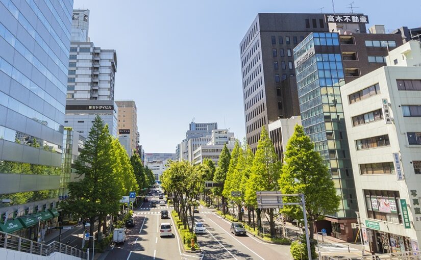 川崎駅東口市役所通り